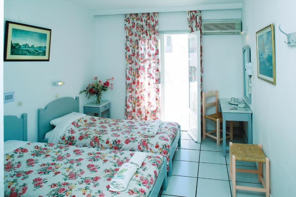 King Thiras Hotel Fira  Habitación foto